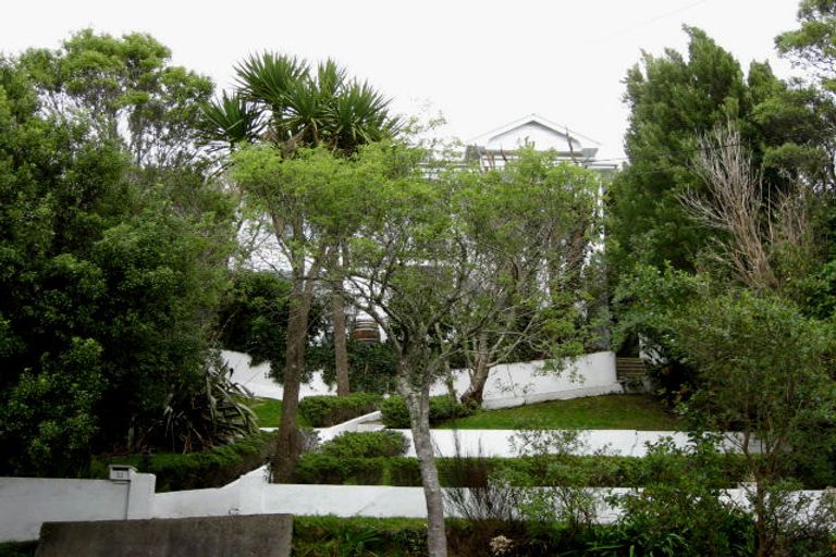 Photo of property in 33 Nottingham Street, Karori, Wellington, 6012