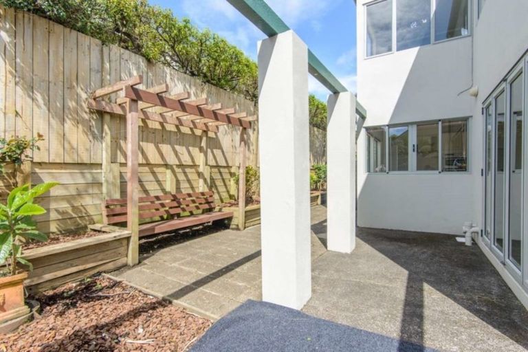 Photo of property in 53a Northboro Road, Belmont, Auckland, 0622