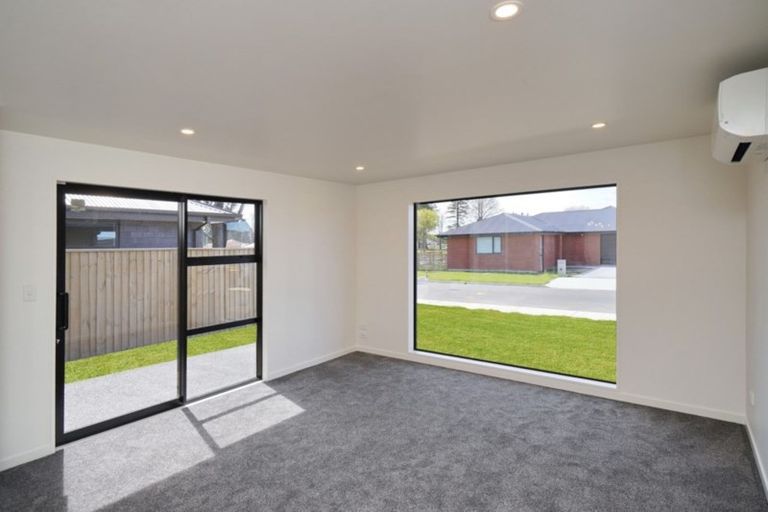 Photo of property in 31 Minerva Crescent, Woodend, 7610