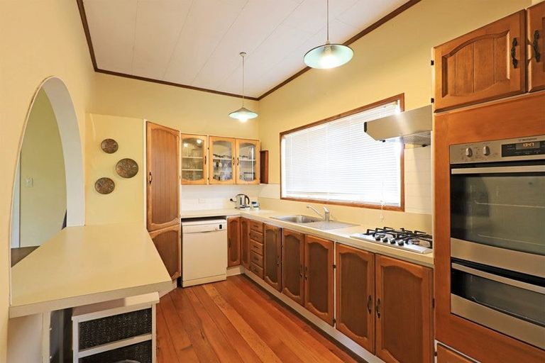 Photo of property in 604 Avenue Road West, Saint Leonards, Hastings, 4120