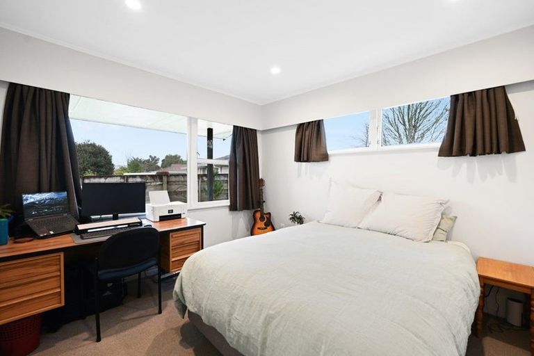 Photo of property in 15 Casper Street, Fairfield, Hamilton, 3214