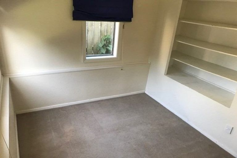 Photo of property in 20 The Drive, Tawa, Wellington, 5028