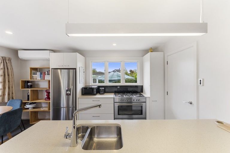 Photo of property in 29 Liverton Crescent, Bishopdale, Christchurch, 8053