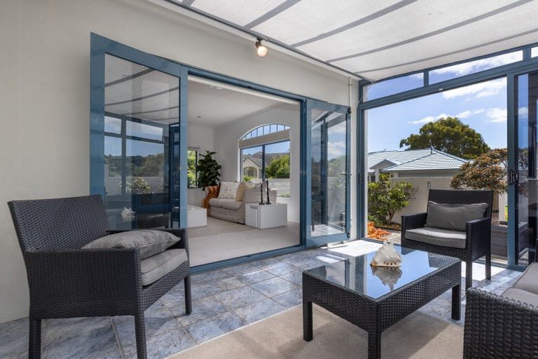 Photo of property in 6 Mariners Way, Whitby, Porirua, 5024