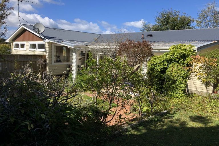Photo of property in 57 Cedar Street, Maungaraki, Lower Hutt, 5010