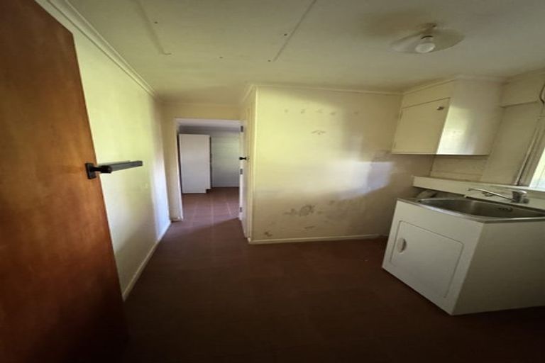 Photo of property in 314 East Coast Road, Forrest Hill, Auckland, 0620