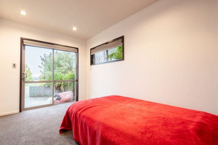 Photo of property in 48 Kotare Street, Waikanae, 5036