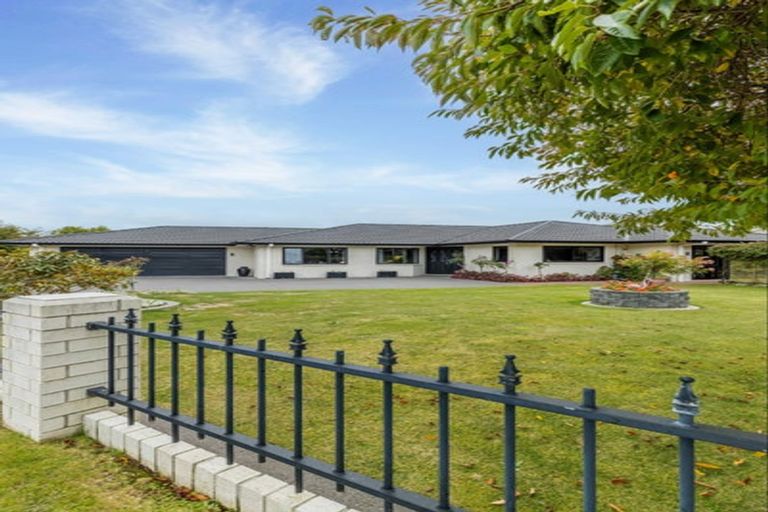 Photo of property in 6 Anderson Way, Highlands Park, New Plymouth, 4312