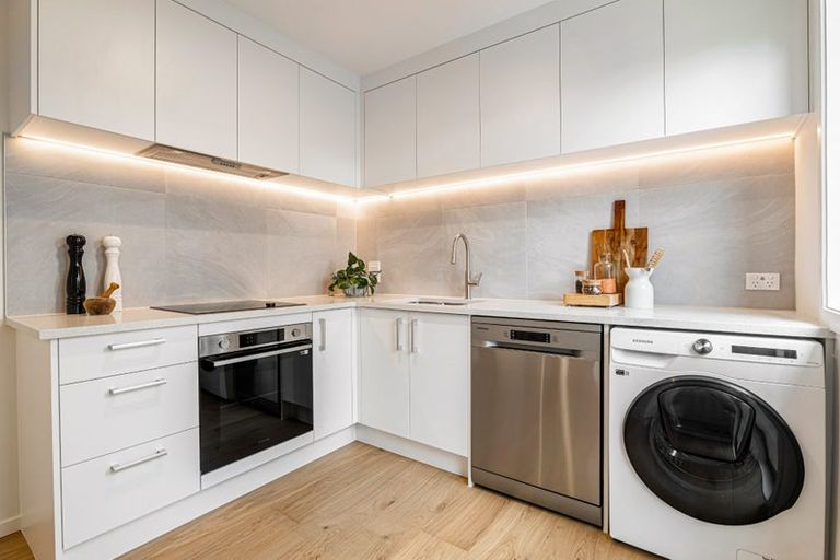 Photo of property in 1/452 Hibiscus Coast Highway, Orewa, 0931