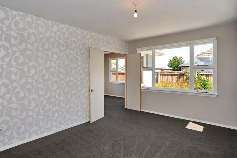 Photo of property in 57 Bevington Street, Avonhead, Christchurch, 8042