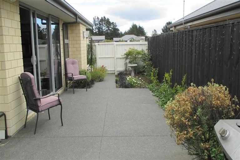 Photo of property in 25 Rossall Crescent, Rolleston, 7615