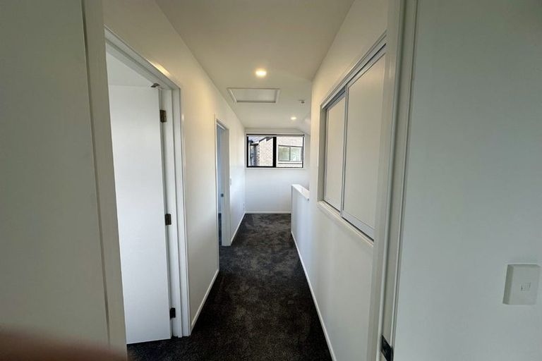 Photo of property in 2/6 Matata Place, Dallington, Christchurch, 8061