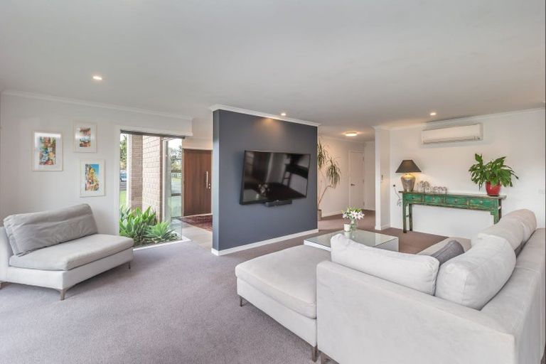 Photo of property in 190 Roslyn Road, Levin, 5510