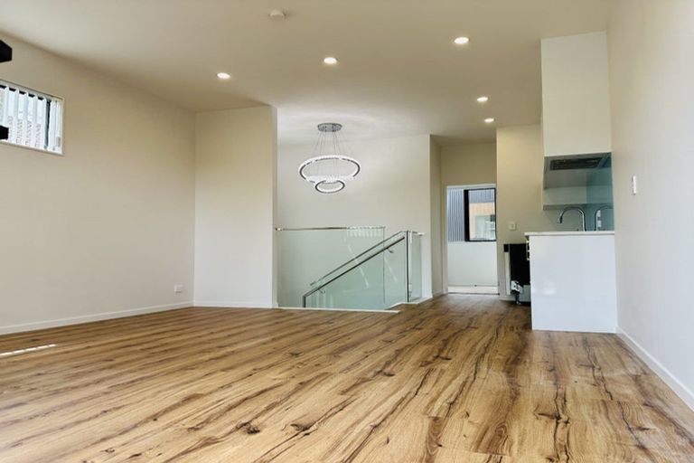 Photo of property in 51b Glendene Avenue, Glendene, Auckland, 0602