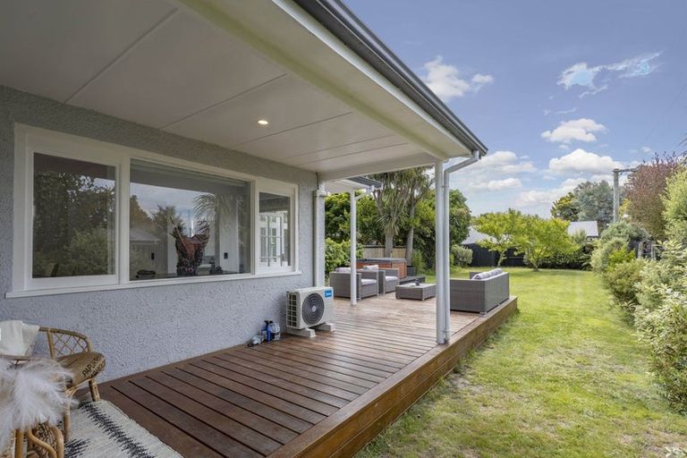 Photo of property in 12a Cradock Street, South New Brighton, Christchurch, 8062