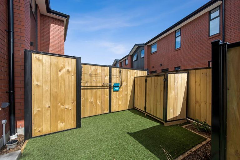 Photo of property in 1/1 Milne Crescent, Taita, Lower Hutt, 5011