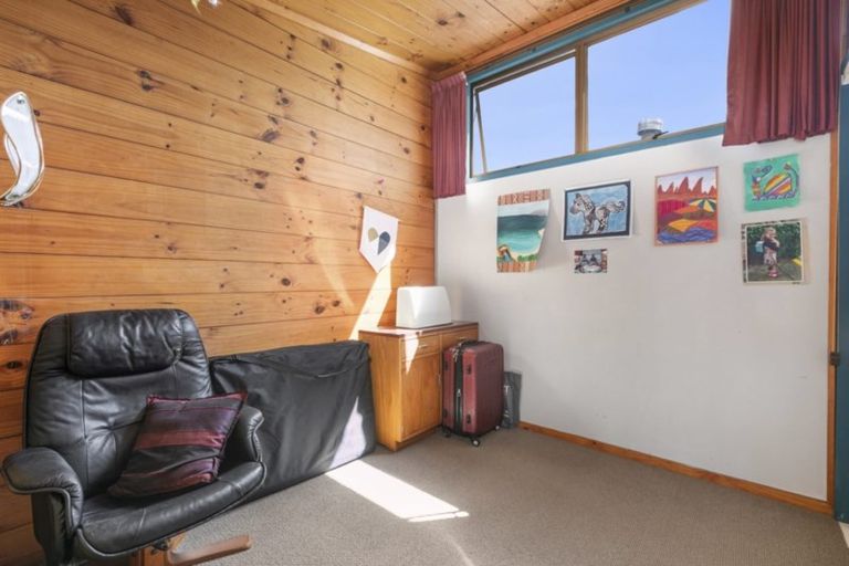 Photo of property in 12 Seymour Place, Bellevue, Tauranga, 3110