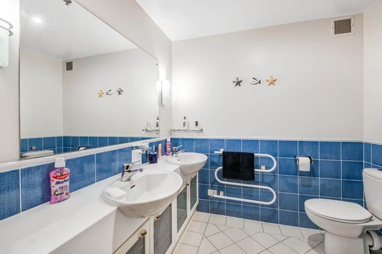 Photo of property in 80 Harbour Village Drive, Gulf Harbour, Whangaparaoa, 0930