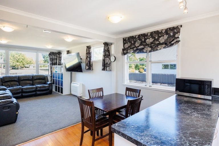 Photo of property in 77 Maxwells Line, Awapuni, Palmerston North, 4412