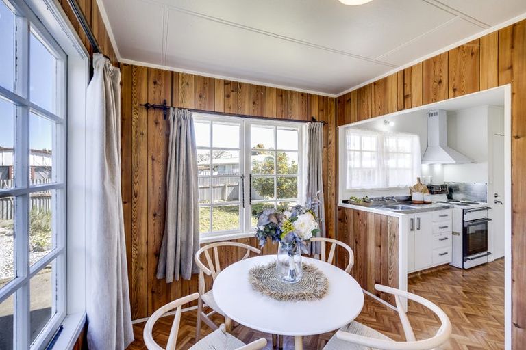 Photo of property in 99 Dundee Drive, Flaxmere, Hastings, 4120