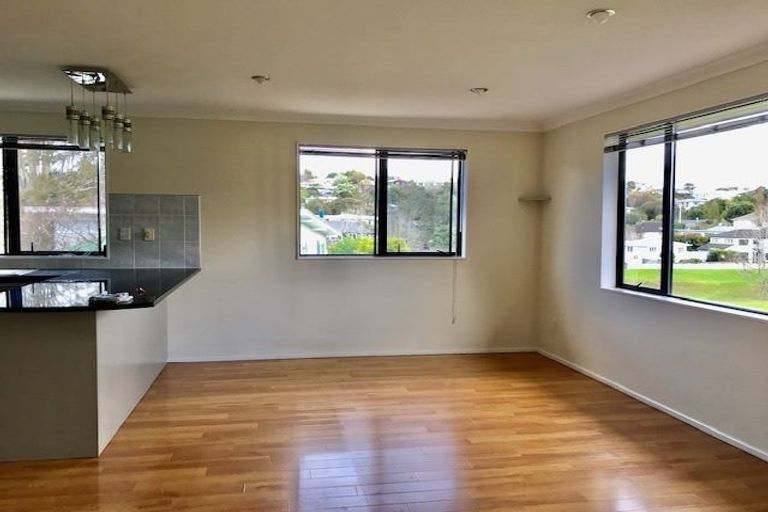 Photo of property in 2/25 Keldale Place, Forrest Hill, Auckland, 0620