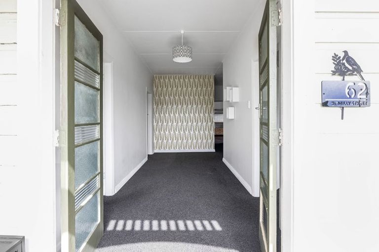 Photo of property in 62 Romilly Street, Westport, 7825