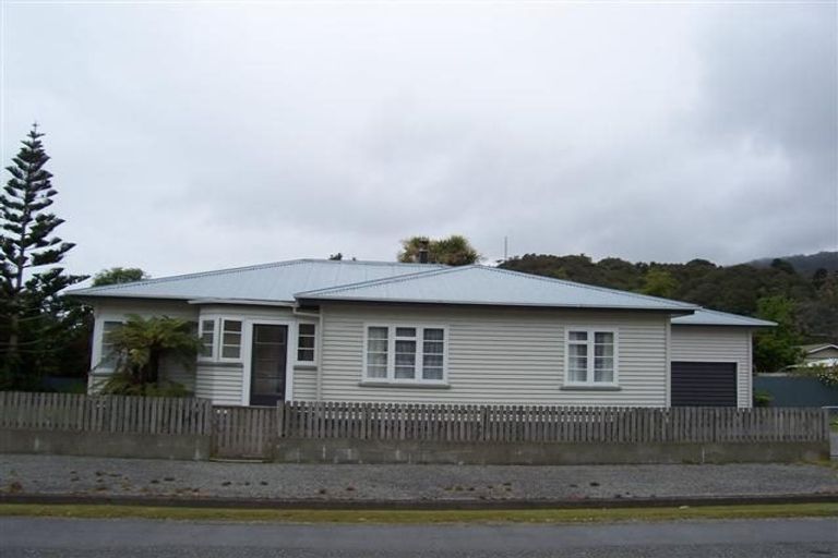 Photo of property in 7 Eva Street, Greymouth, 7805