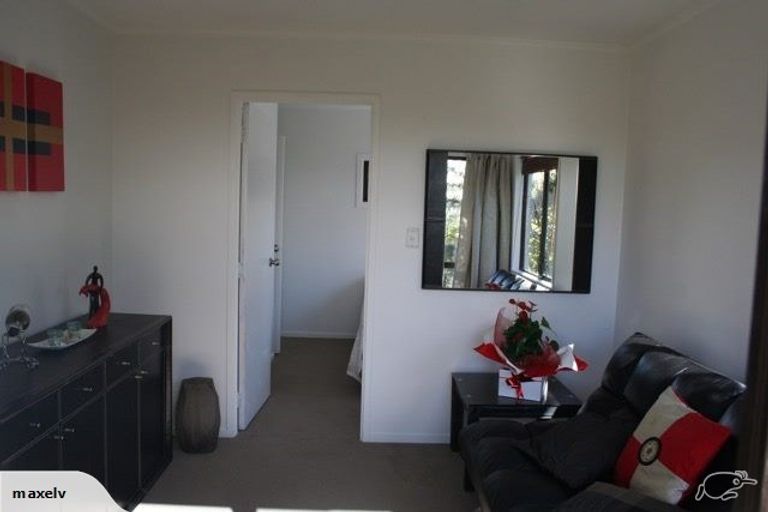 Photo of property in 441 Titirangi Road, Titirangi, Auckland, 0604