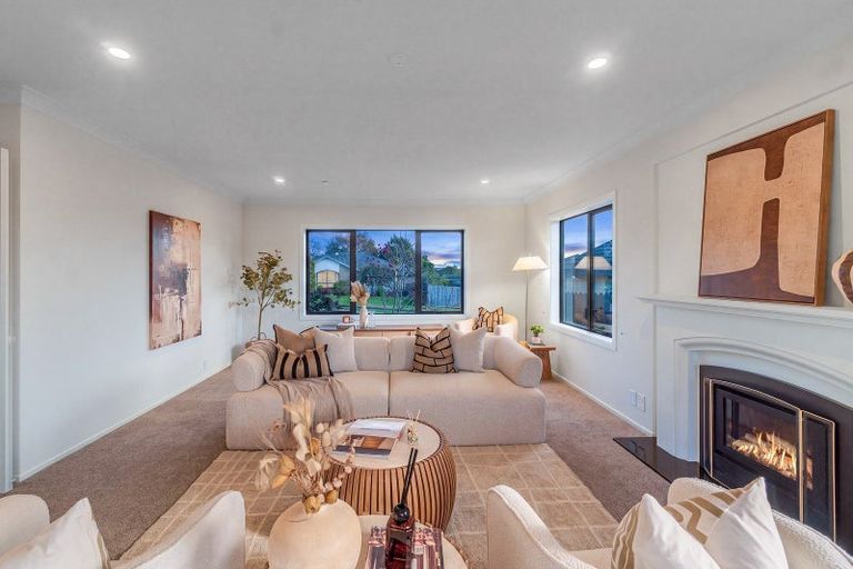 Photo of property in 4 Inagh Close, Dannemora, Auckland, 2016