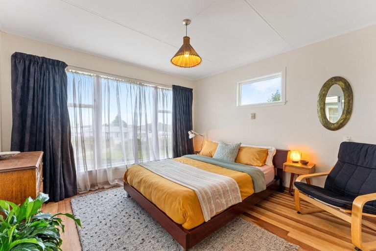 Photo of property in 6 Tainui Street, Castlecliff, Whanganui, 4501