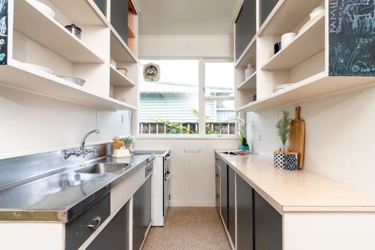 Photo of property in 25 Argentine Avenue, Miramar, Wellington, 6022