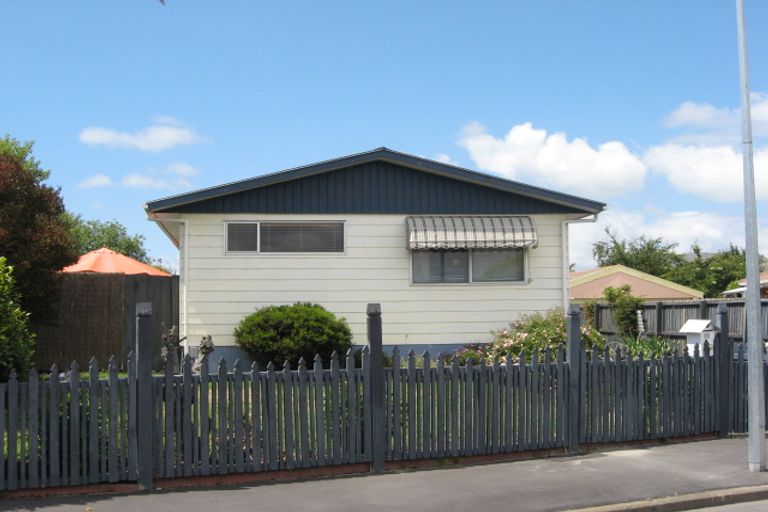 Photo of property in 11 Bonar Place, Woolston, Christchurch, 8062