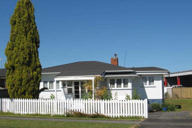 Photo of property in 70 Carlton Street, Te Awamutu, 3800