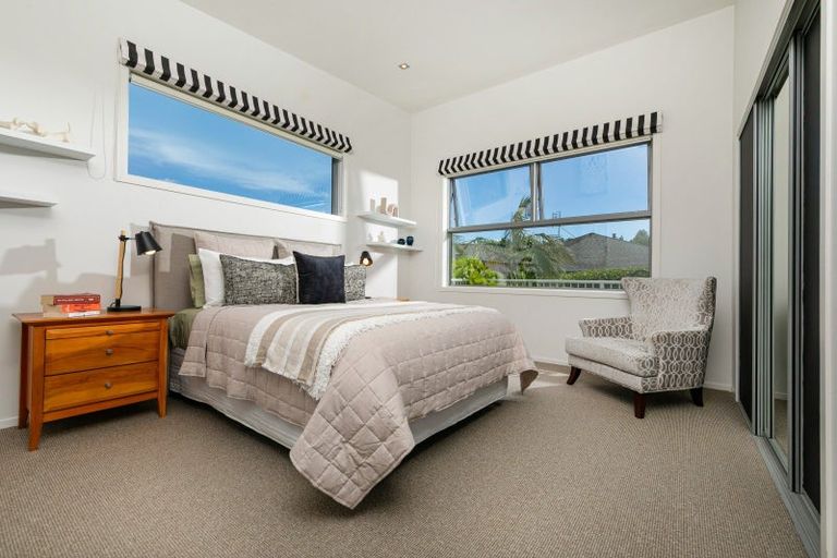 Photo of property in 35 Pounamu Avenue, Greenhithe, Auckland, 0632