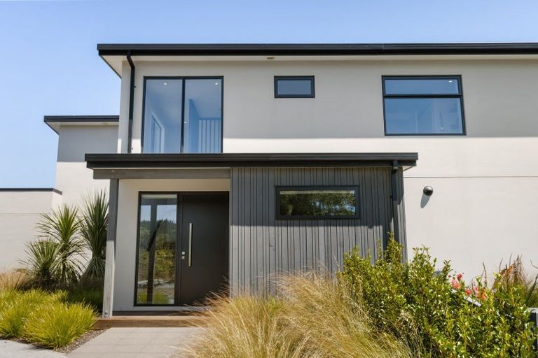 Photo of property in 41 Infinity Drive, Wanaka, 9305