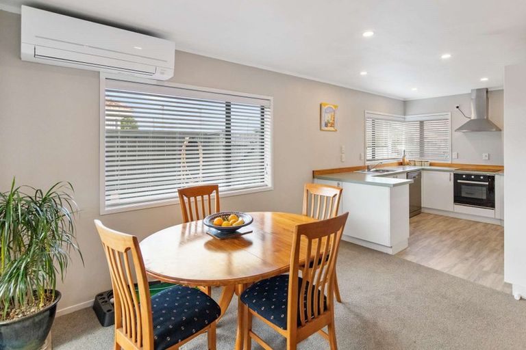 Photo of property in 61 Vardon Road, St Andrews, Hamilton, 3200