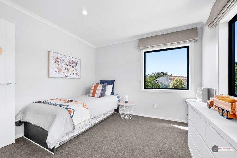 Photo of property in 21a Hall Crescent, Epuni, Lower Hutt, 5011