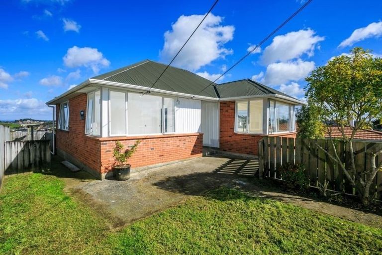 Photo of property in 660 East Coast Road, Pinehill, Auckland, 0630