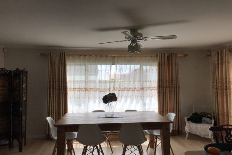 Photo of property in 5 Westholm Way, Pahurehure, Papakura, 2113