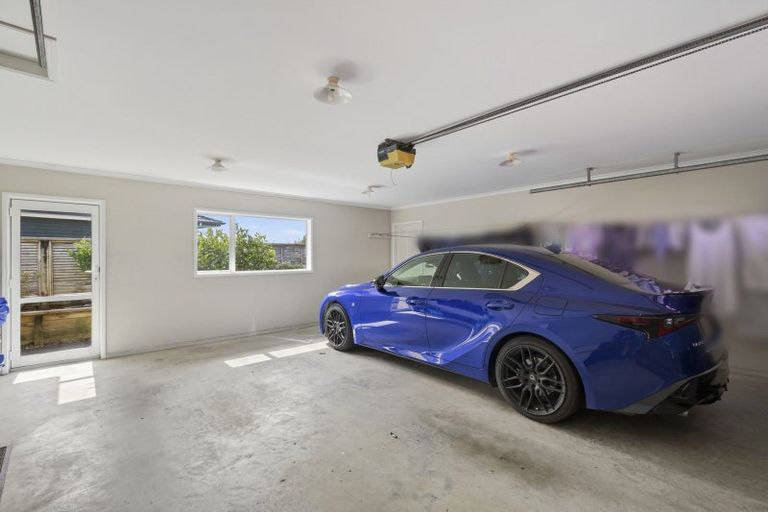 Photo of property in 38 Karamea Street, Whalers Gate, New Plymouth, 4310