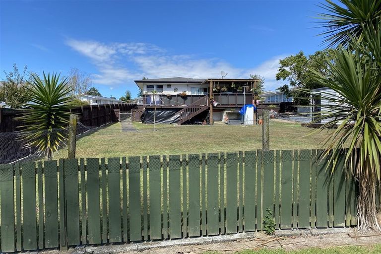 Photo of property in 12 Jillian Drive, Ranui, Auckland, 0612