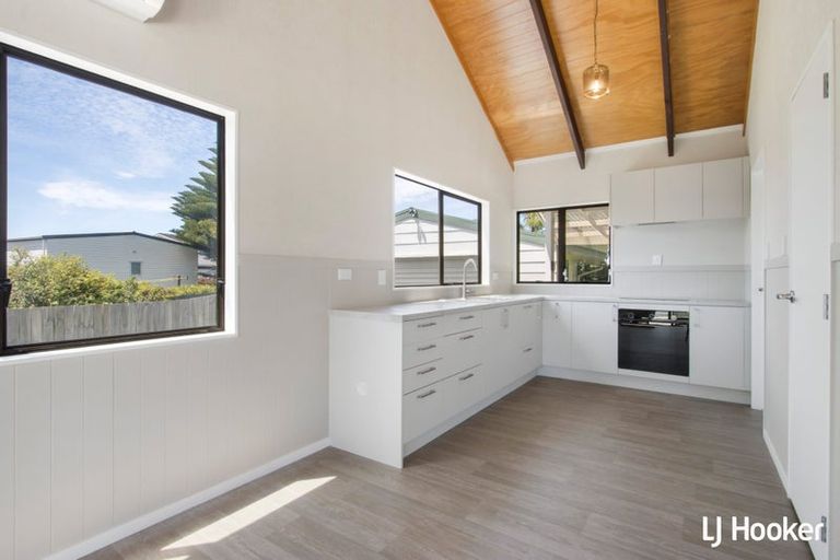 Photo of property in 1 Patterson Place, Waihi Beach, 3611