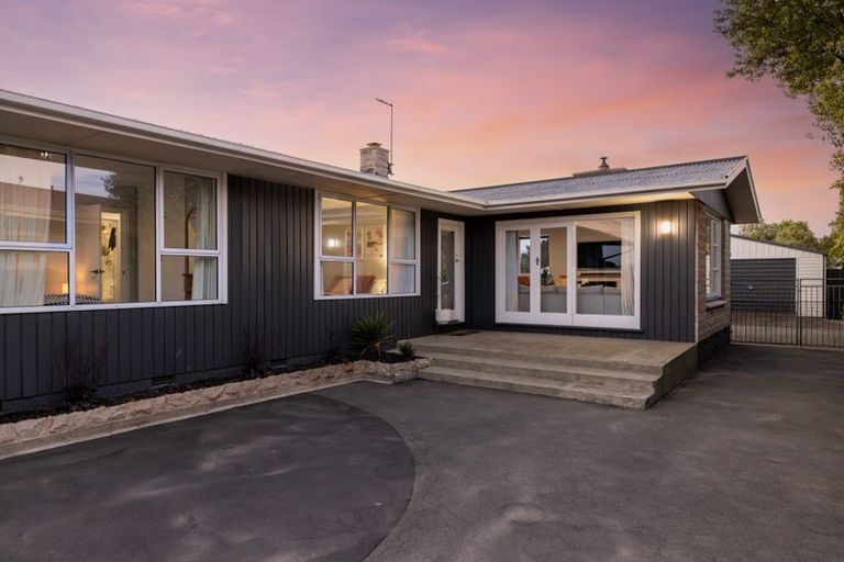 Photo of property in 247 Grahams Road, Bishopdale, Christchurch, 8053