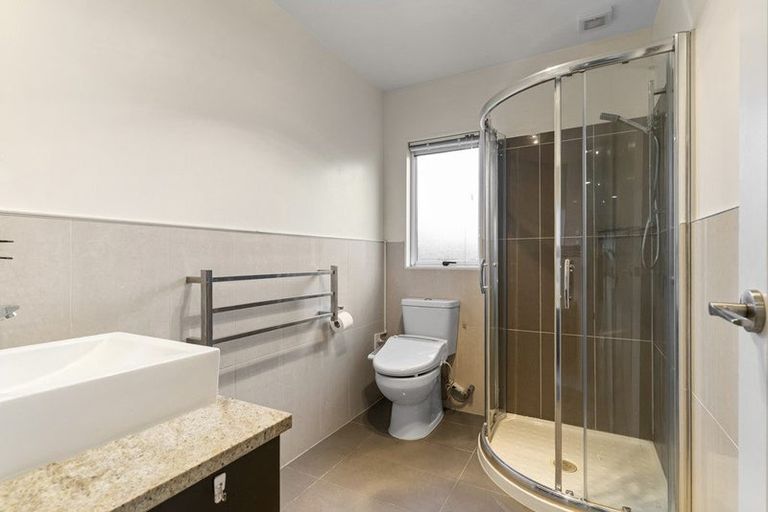 Photo of property in 3 Stamford Crescent, Flat Bush, Auckland, 2019