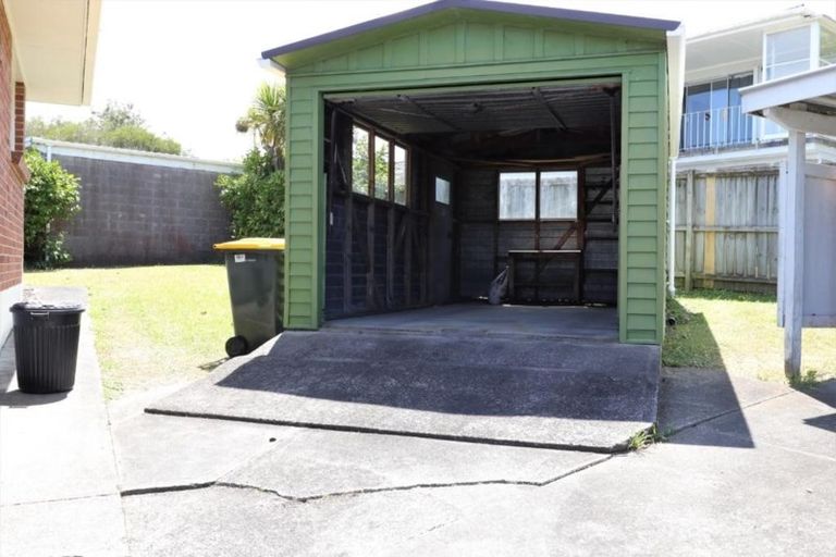 Photo of property in 4/54a Northboro Road, Belmont, Auckland, 0622