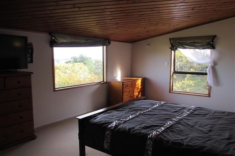 Photo of property in 83 Lonely Track Road, Fairview Heights, Auckland, 0632