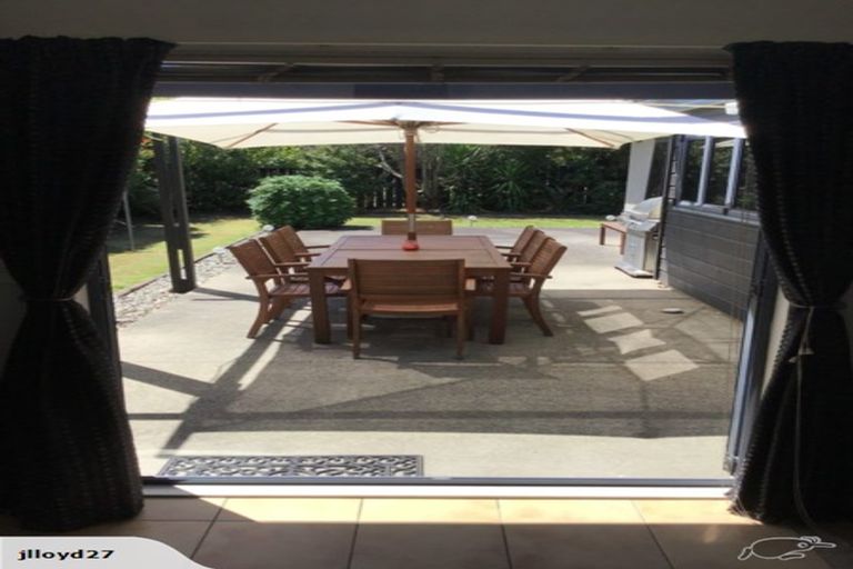 Photo of property in 1 Harris Place, Ngatea, 3503