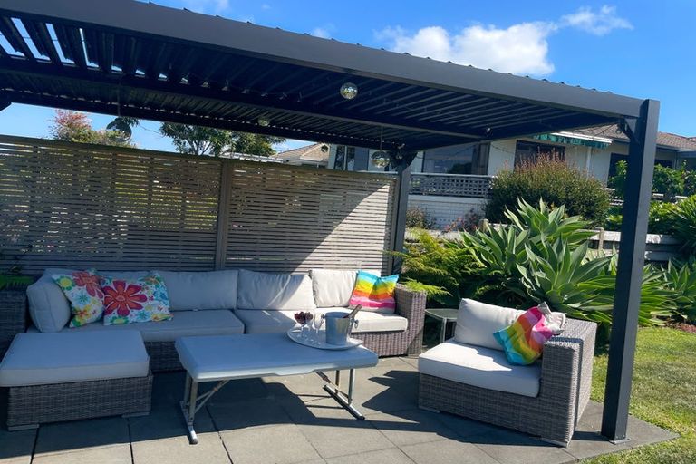 Photo of property in 52 Links View Drive, Omokoroa, 3114