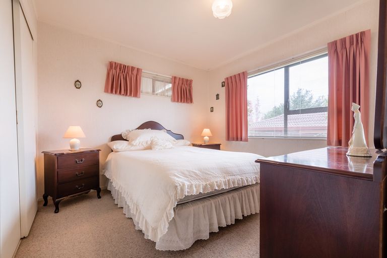 Photo of property in 7/54 Nikau Street, New Lynn, Auckland, 0600