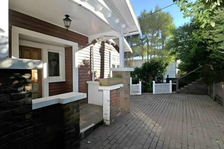 Photo of property in 79 Parkvale Road, Karori, Wellington, 6012